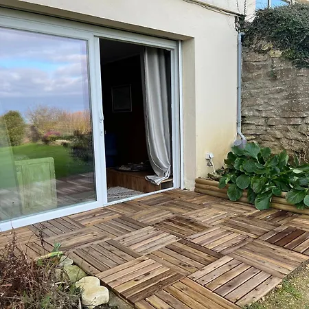 Grand Vue Et Jardin Ver-sur-Mer